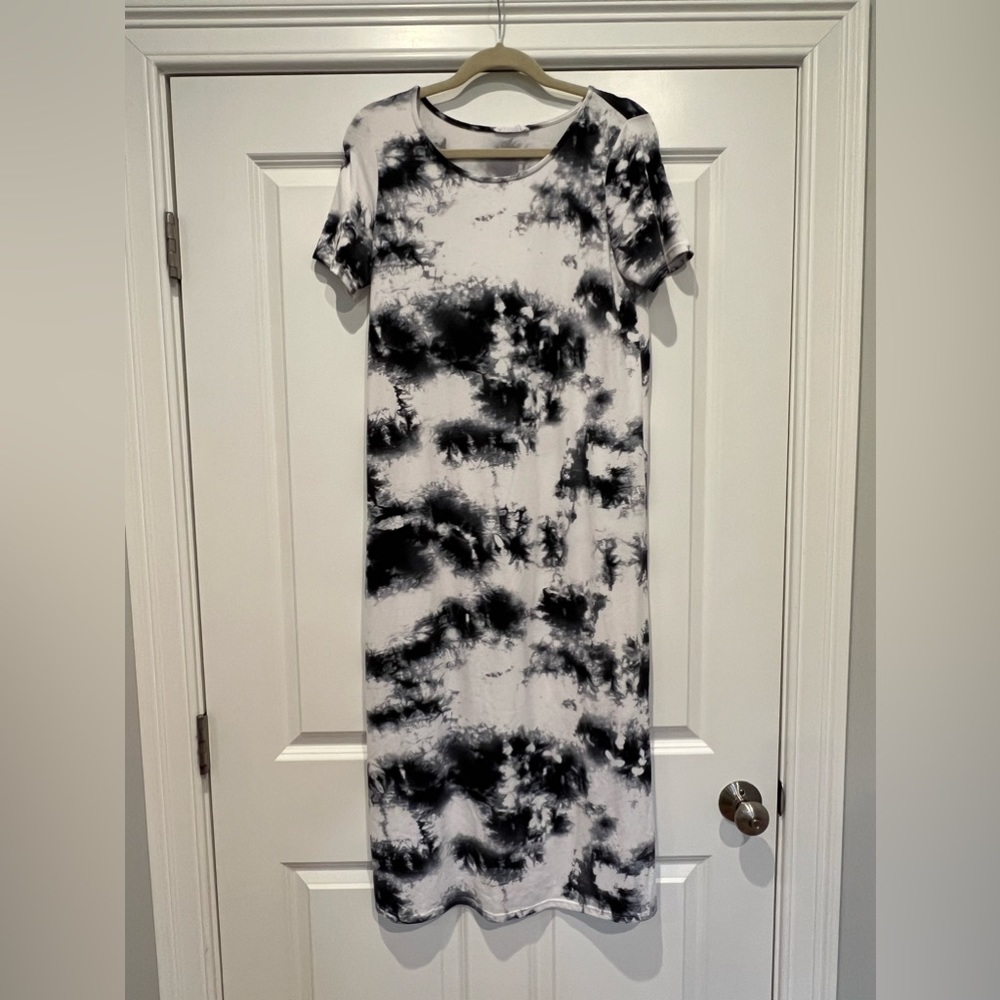 Cozy tiedye maxi dress size M